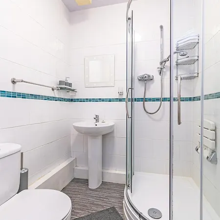 Appartement Scalebar Bridge End Mill By Guestz Settle