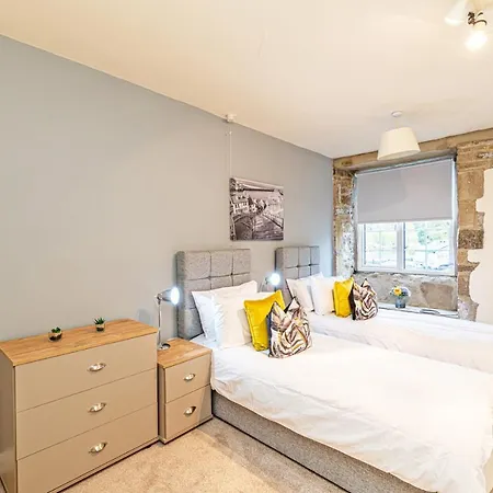 Appartement Scalebar Bridge End Mill By Guestz *